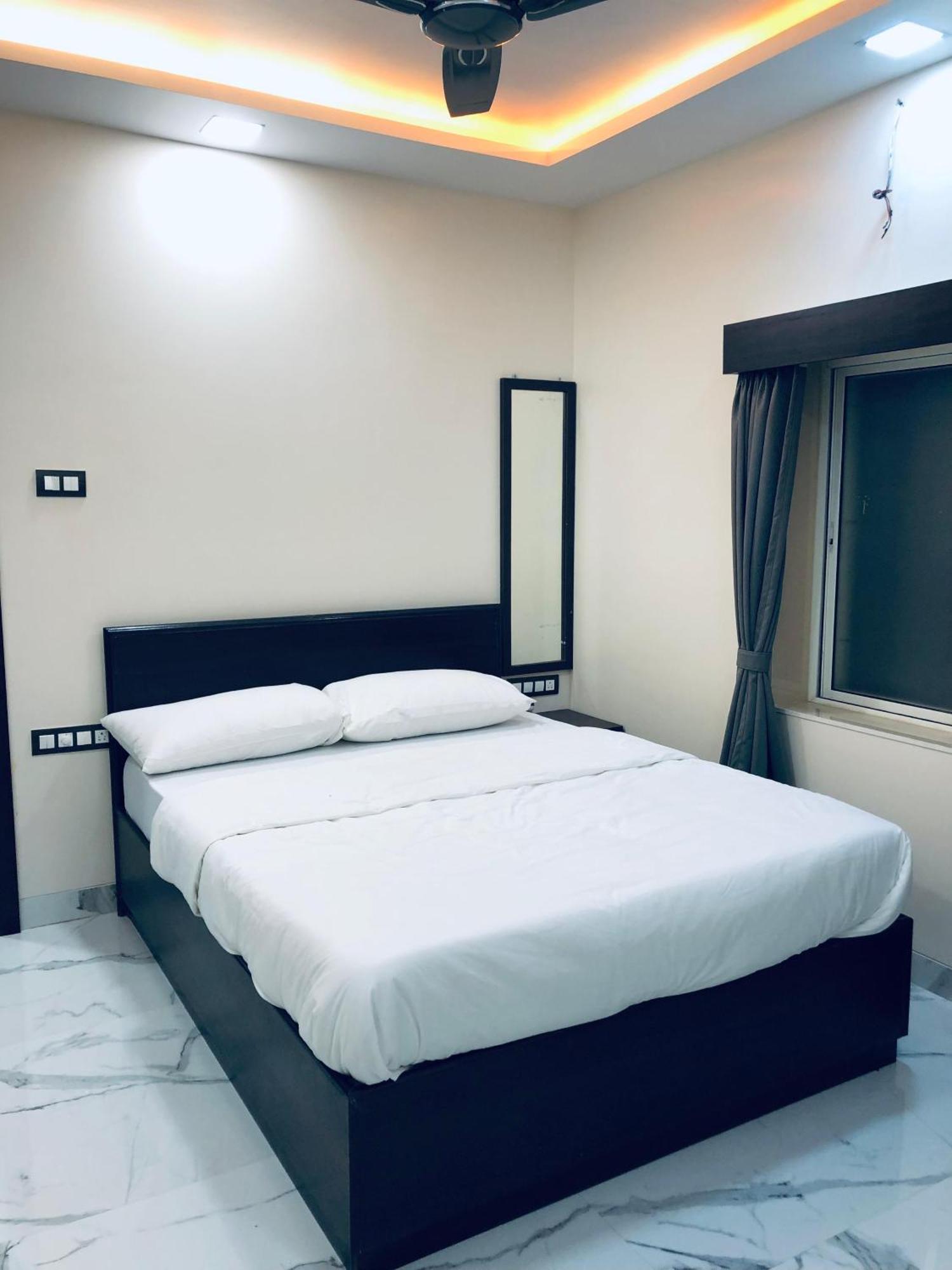 פנצ'גאני Sameena Guest House מראה חיצוני תמונה
