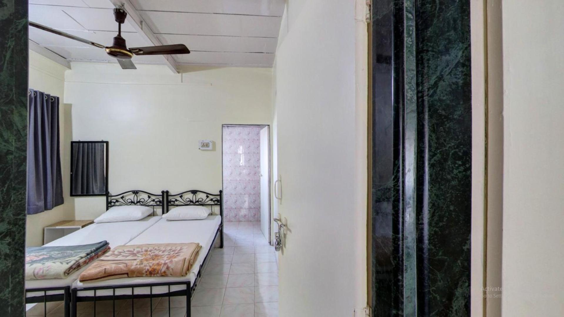 פנצ'גאני Sameena Guest House מראה חיצוני תמונה